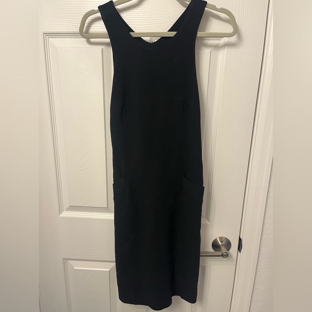 Tara Jarmon Elegant Black Sleeveless Dress with Pockets | Size 38